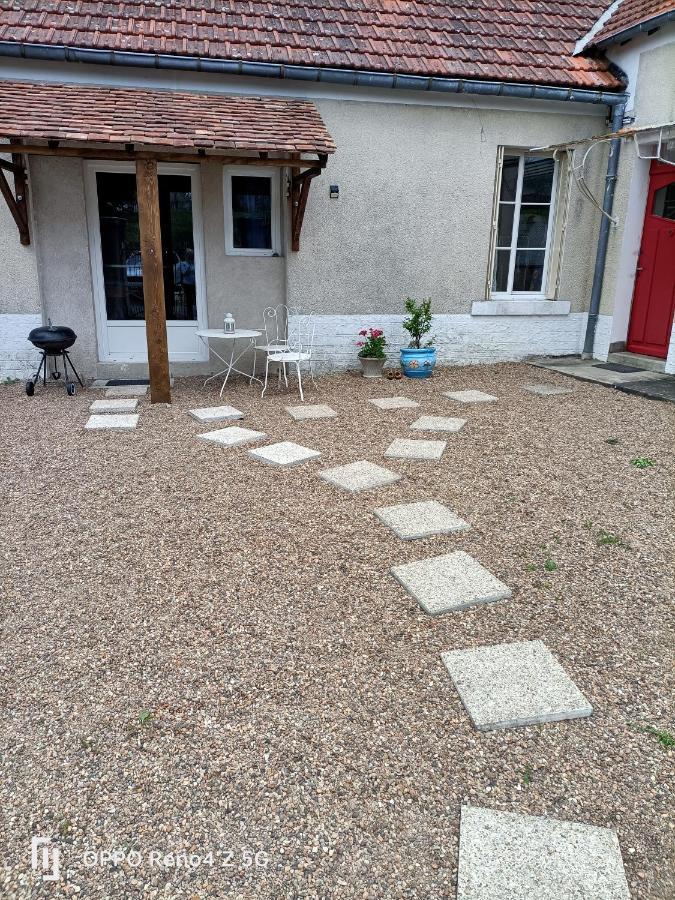 Gite Insolite Le Pressoir En Touraine Vallières-les-Grandes Εξωτερικό φωτογραφία